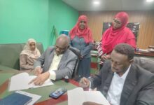 وزارة الزراعة والثروة الحيوانية والري بولاية الخرطوم توقع مذكرة تفاهم مع اتحاد شباب السودان لدعم الإنتاج الزراعي والحيواني وتدريب الشباب وتمكينهم اقتصادياً.