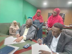 وزارة الزراعة والثروة الحيوانية والري بولاية الخرطوم توقع مذكرة تفاهم مع اتحاد شباب السودان لدعم الإنتاج الزراعي والحيواني وتدريب الشباب وتمكينهم اقتصادياً.