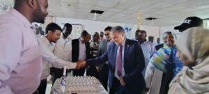 وزارة الصحة بولاية الخرطوم تحتفل باليوم العالمي للبصر في أم درمان، والوزير المكلف محمود البدري يدعو لإعادة تشغيل مستشفيات العيون وتوسيع خدمات الكشف المبكر.