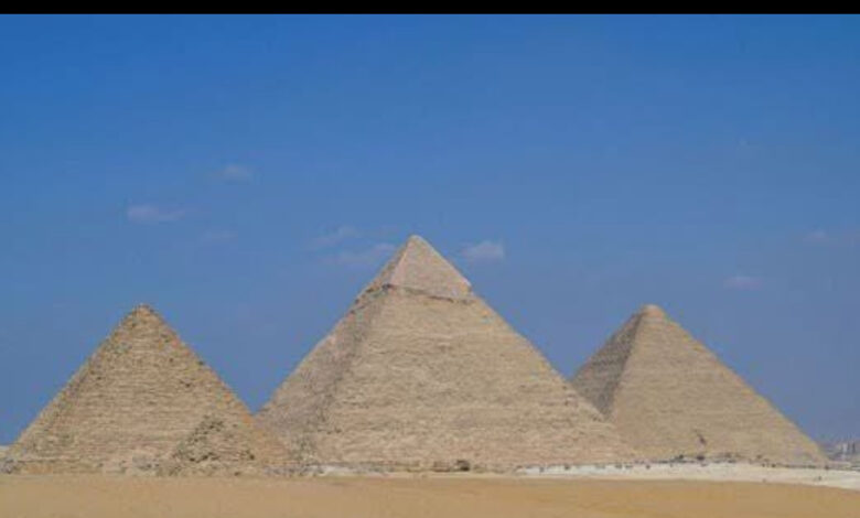 الذكاء الاصطناعي على أبواب الأهرامات.. التكنولوجيا تخدم الحضارة